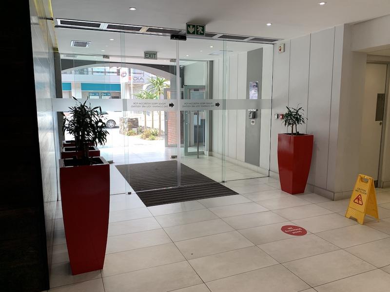 To Let commercial Property for Rent in Green Point Western Cape